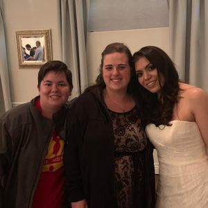 Meet your Posher, Fay